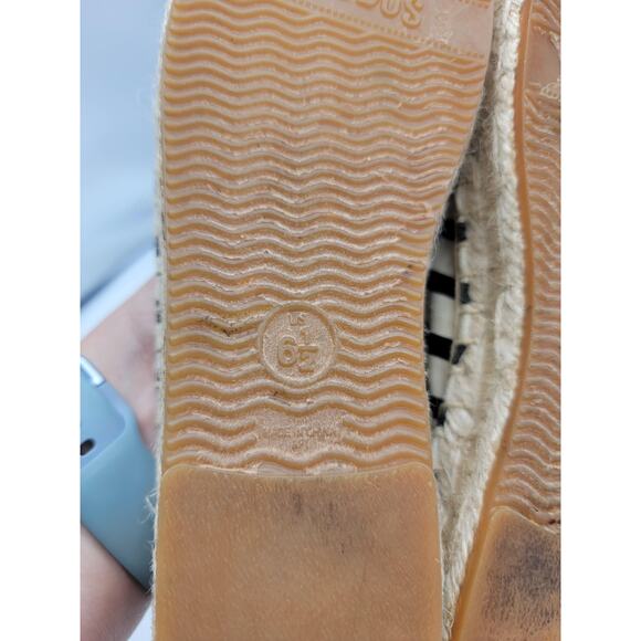 Soludos Size 6.5 Classic Slip On Flat Shoes Blue Stripe Espadrille Sole - Picture 5 of 7